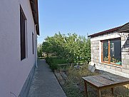 House, Verin Ptghni, Kotayk