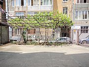 Ունիվերսալ տարածք, Արաբկիր, Երևան