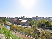 Особняк, Большой Центр, Ереван