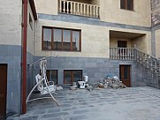 Особняк, 4 этажный, Малатия-Себастия, Ереван
