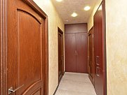 Apartment, 3 room, Mets Kentron, Yerevan