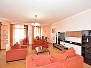 Квартира, 3 комнатная, Малый Центр, Ереван