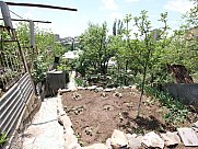 Առանձնատուն, 3 հարկանի, Փոքր Կենտրոն, Երևան