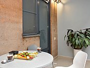 Universal premises, Mets Kentron, Yerevan