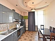 Apartment, 3 room, Mets Kentron, Yerevan