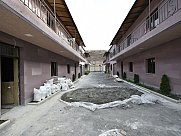 Թաունհաուս, Նոր Նորք, Երևան