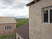 Առանձնատուն, 3 հարկանի, Պռոշյան, Կոտայք