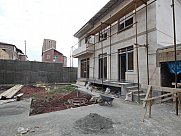 House, 3 floors, Davtashen, Yerevan
