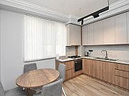 Apartment, 3 room, Mets Kentron, Yerevan
