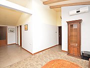 House, Mets Kentron, Yerevan