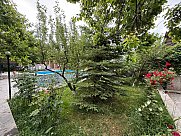 Особняк, Дзорахбюр, Котайк