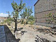 Առանձնատուն, Խարբերդ, Արարատ