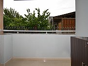 Universal premises, Mets Kentron, Yerevan