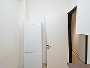 Universal premises, Mets Kentron, Yerevan